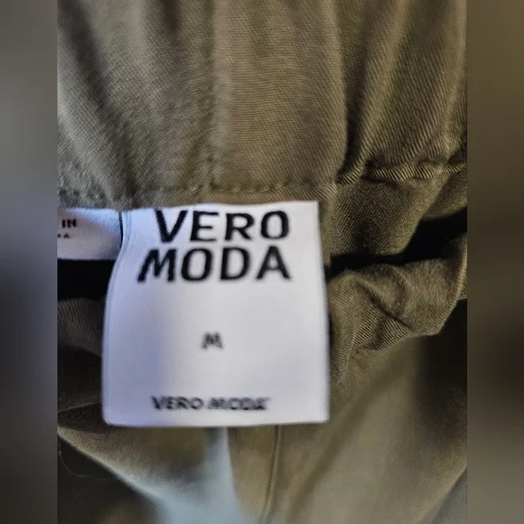 Vero Moda pants - Picture 3 of 5